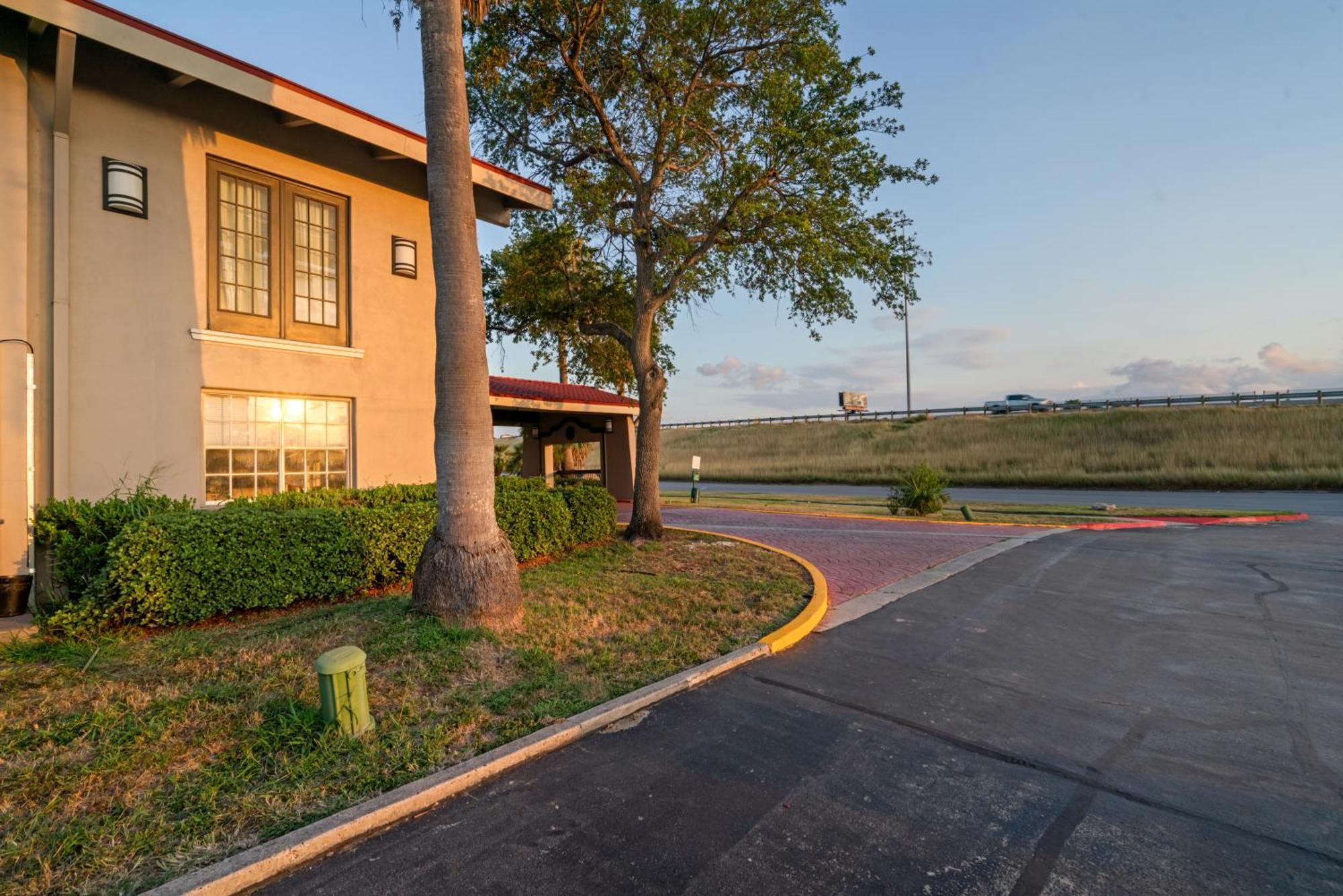 La Quinta Inn By Wyndham Corpus Christi North Εξωτερικό φωτογραφία